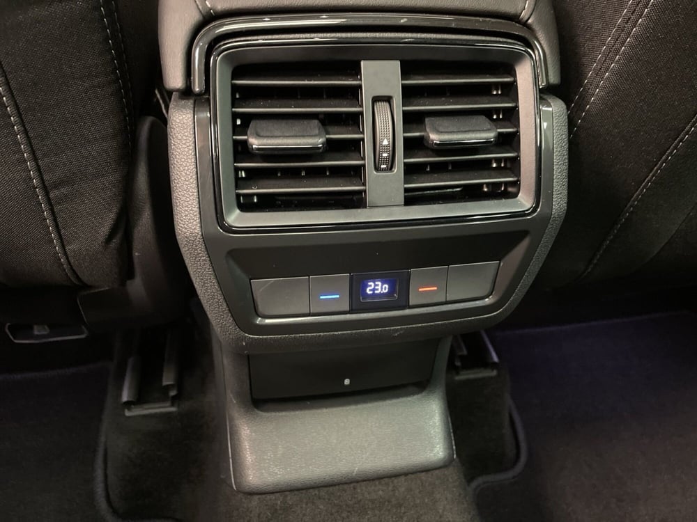Skoda Karoq usata a Varese (15)