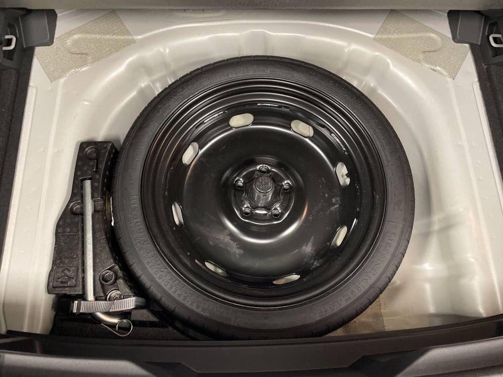 Volkswagen T-Roc usata a Varese (13)