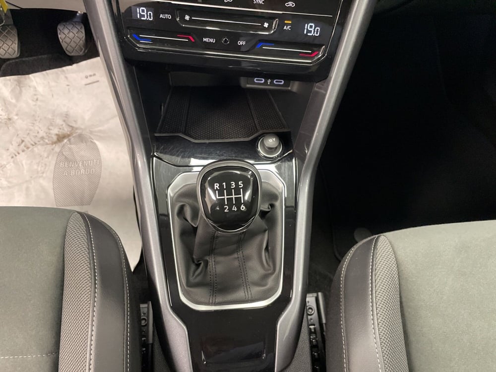 Volkswagen T-Roc usata a Varese (19)