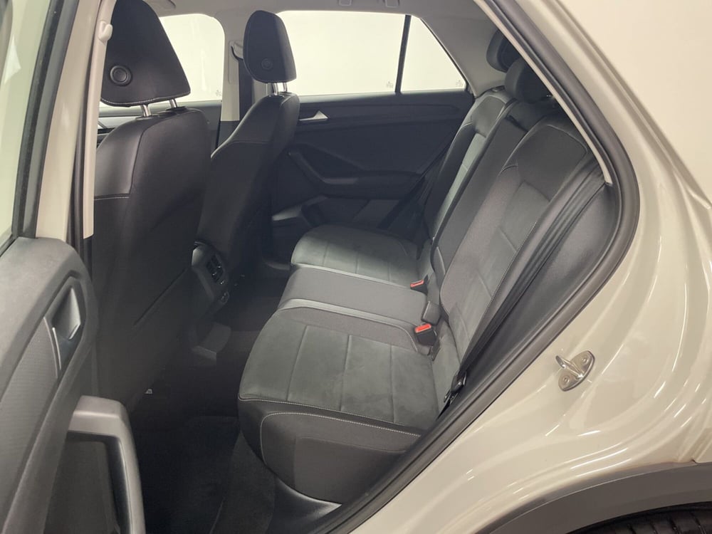Volkswagen T-Roc usata a Varese (9)
