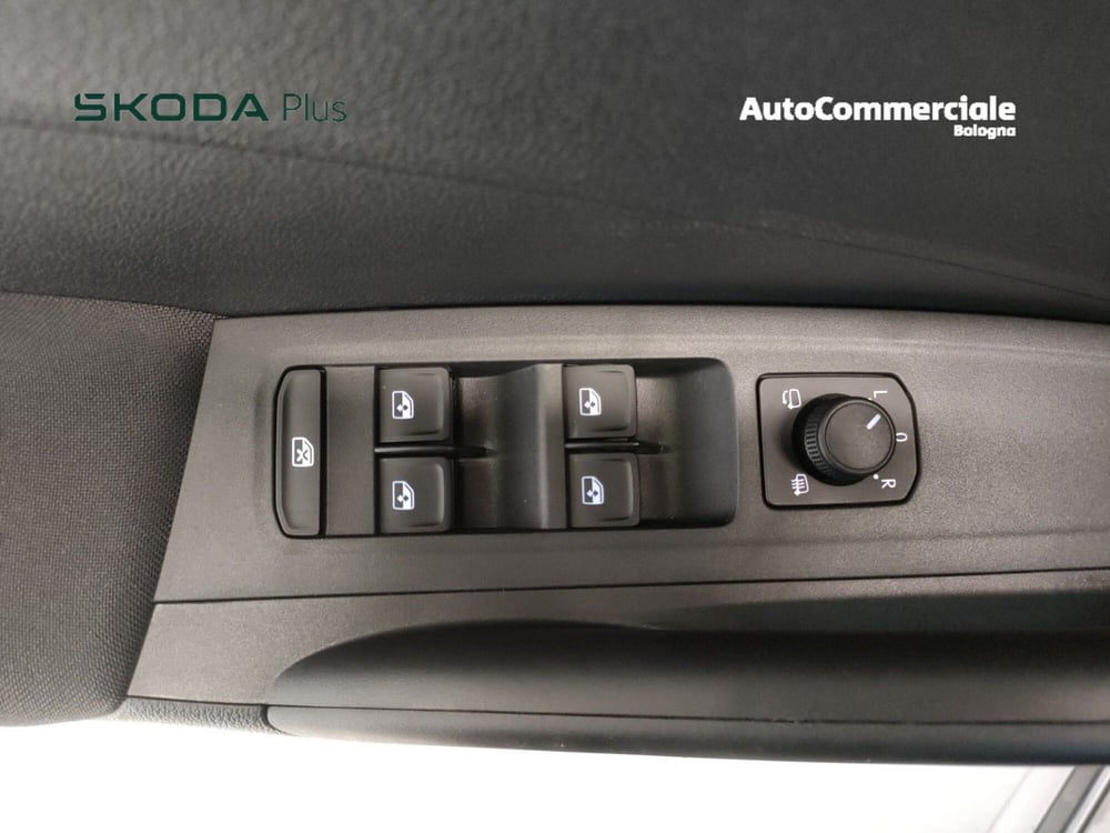 Skoda Fabia usata a Bologna (9)