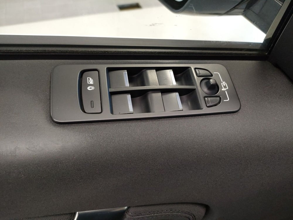 Land Rover Discovery Sport usata a Bologna (10)