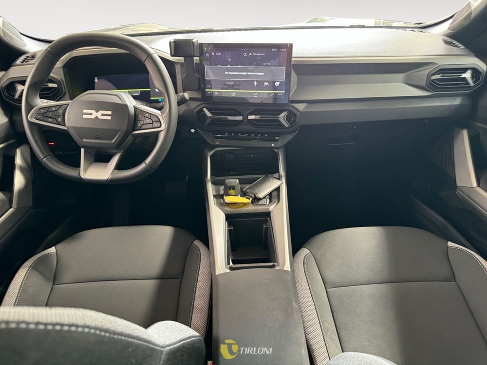 Dacia Bigster usata a Milano (11)