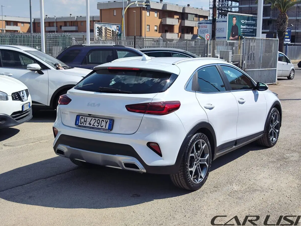 Kia XCeed usata a Foggia (6)