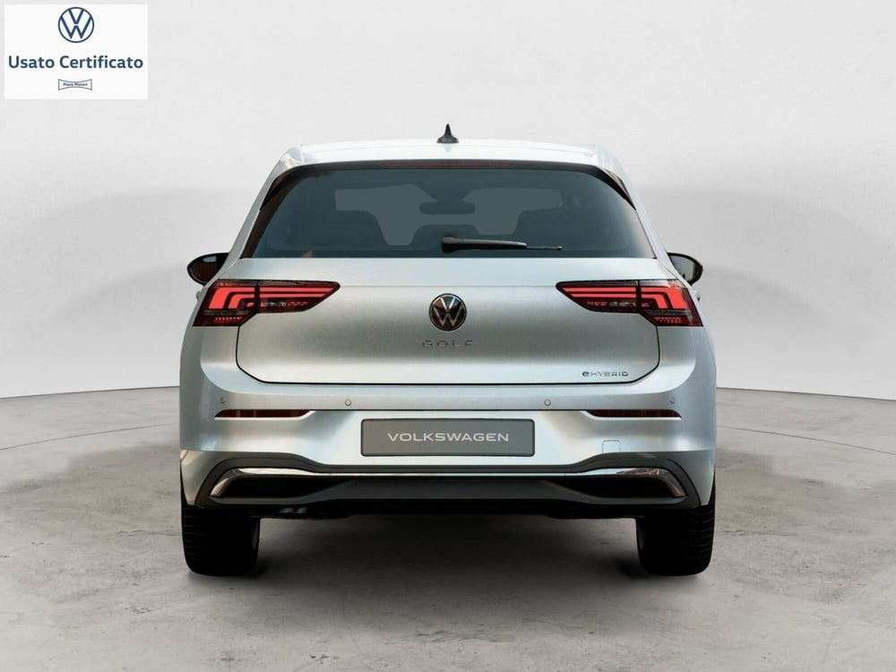Volkswagen Golf nuova a Genova (4)