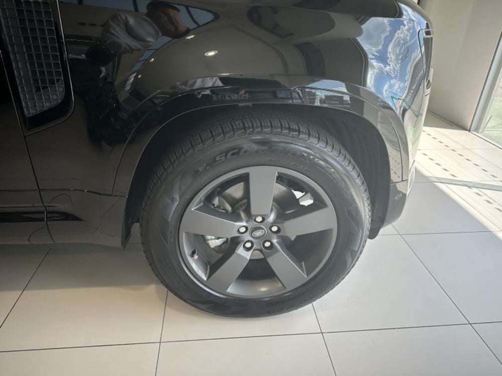 Land Rover Defender usata a Venezia (9)