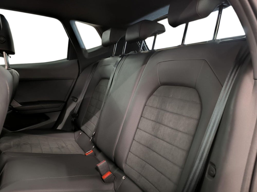 SEAT Arona usata a Udine (9)