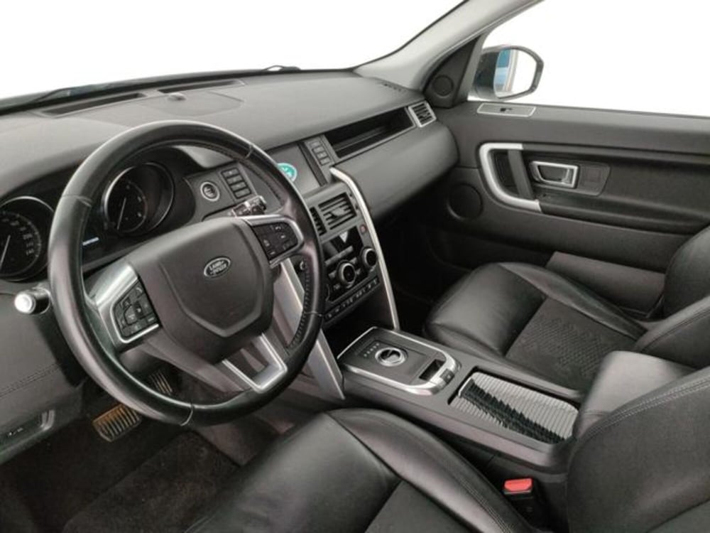 Land Rover Discovery Sport usata a Modena (13)