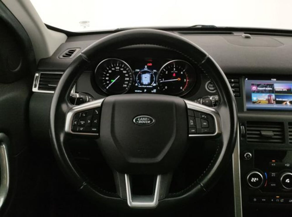 Land Rover Discovery Sport usata a Modena (15)