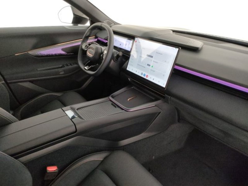 Lynk & Co 08 usata a Modena (11)