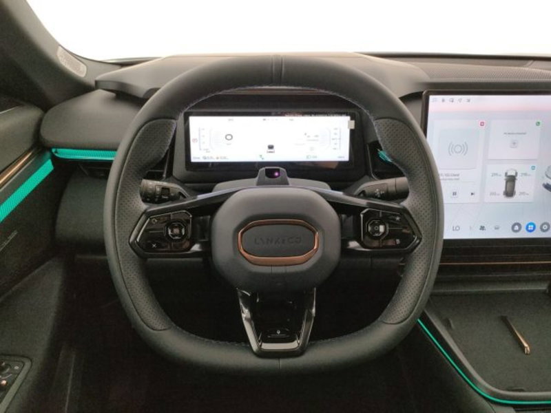 Lynk & Co 08 usata a Modena (13)