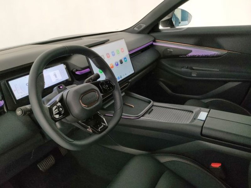 Lynk & Co 08 usata a Modena (9)