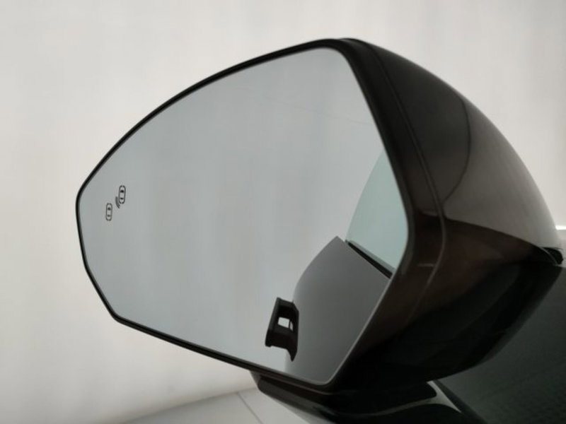 Lynk & Co 08 usata a Modena (19)