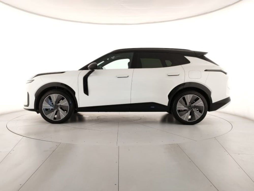 Lynk & Co 08 nuova a Modena (3)