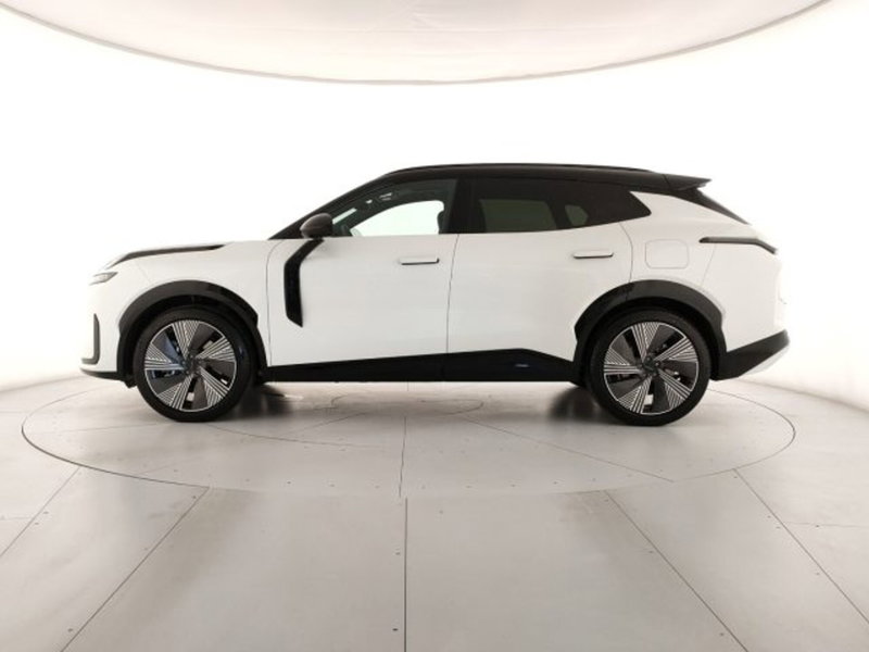Lynk & Co 08 nuova a Modena (3)