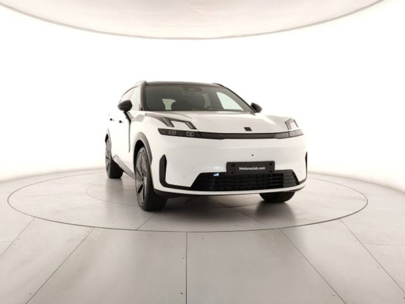 Lynk & Co 08 nuova a Modena (8)