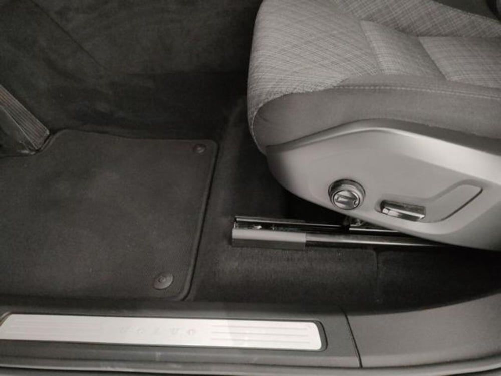 Volvo XC60 usata a Modena (14)
