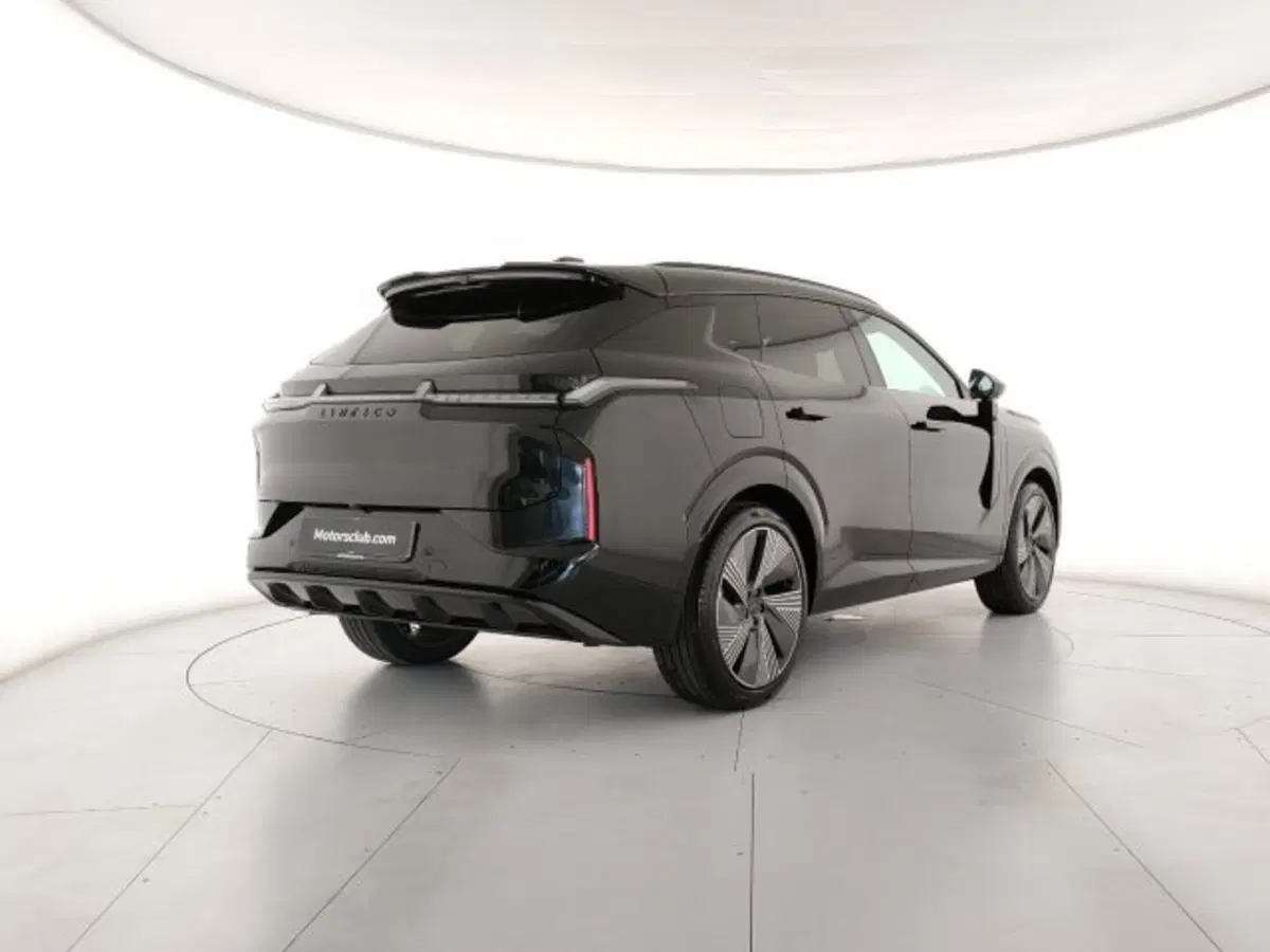Lynk & Co 08 nuova a Modena (3)
