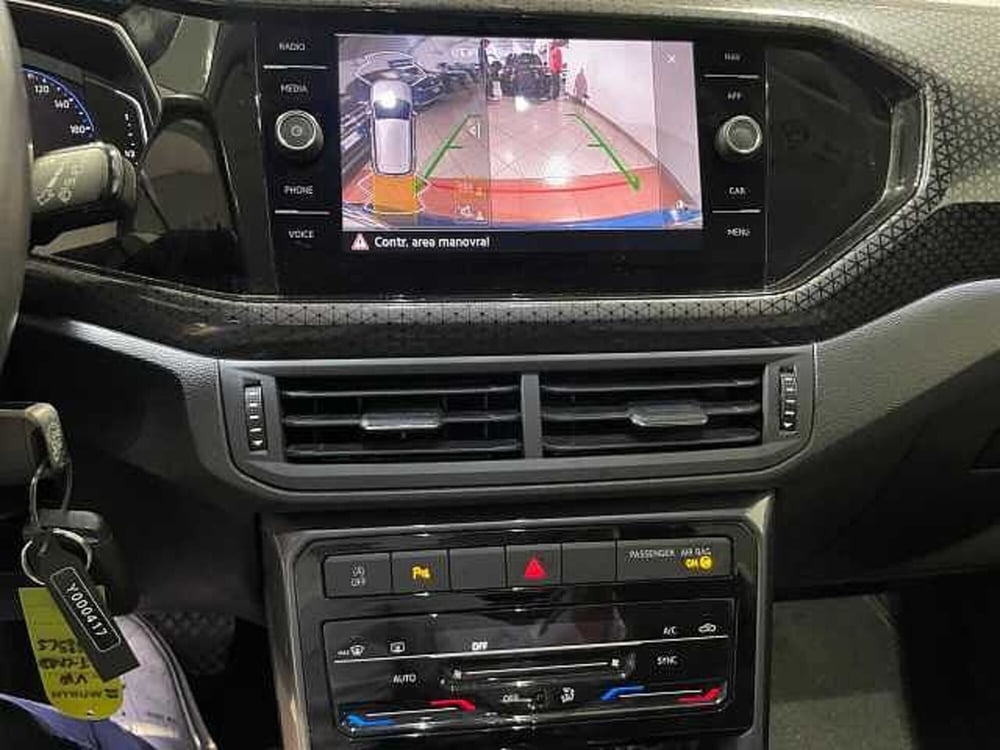 Volkswagen T-Cross usata a Genova (13)