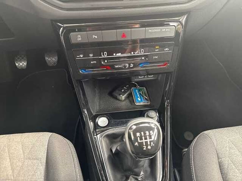 Volkswagen T-Cross usata a Napoli (19)