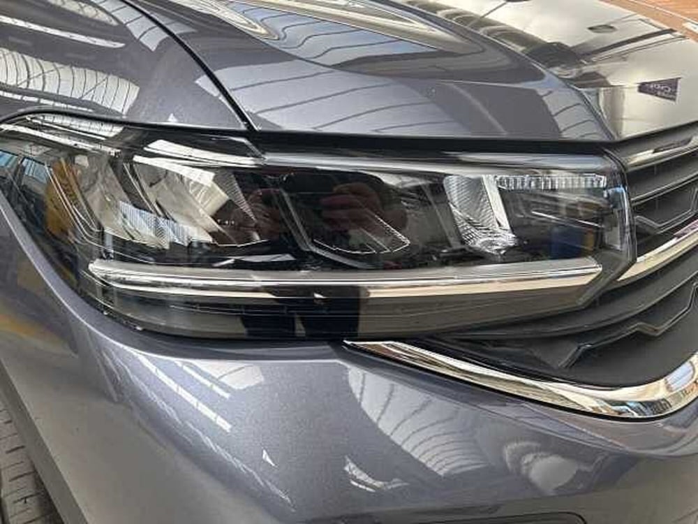 Volkswagen T-Cross usata a Napoli (8)