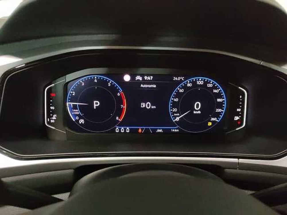 Volkswagen T-Roc nuova a Como (16)
