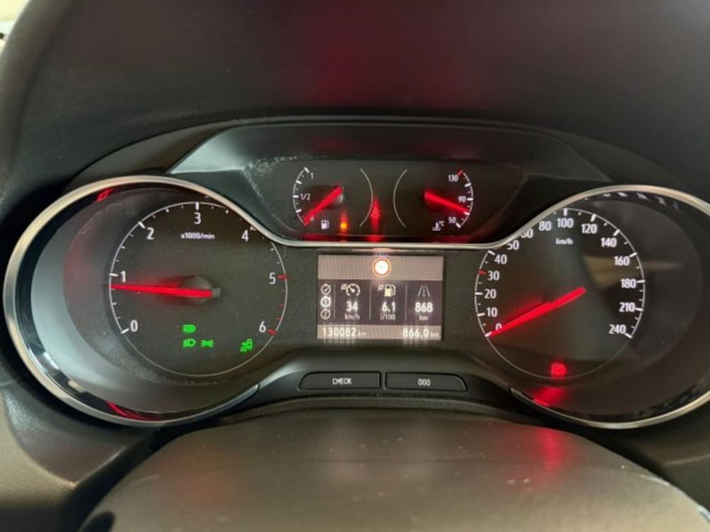 Opel Grandland X usata a Livorno (16)