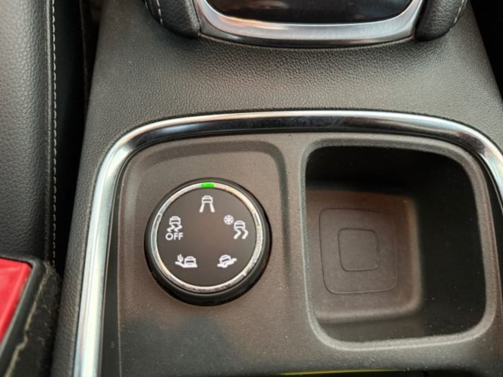 Opel Grandland X usata a Livorno (17)
