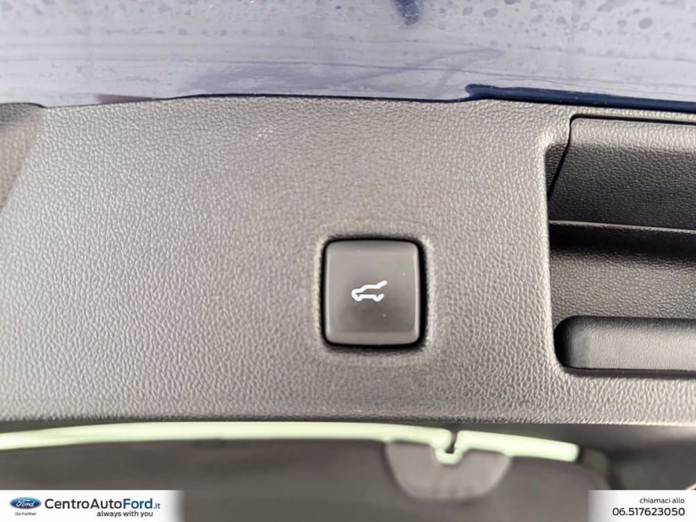 Ford Kuga usata a Roma (12)