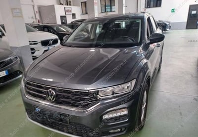 Volkswagen T-Roc 2.0 TDI SCR Business BlueMotion Technology del 2021 usata a Tricase