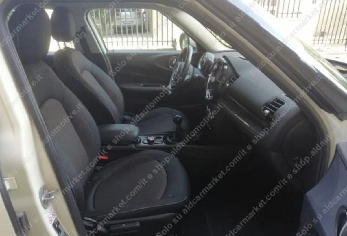 MINI Mini Clubman usata a Lecce (3)