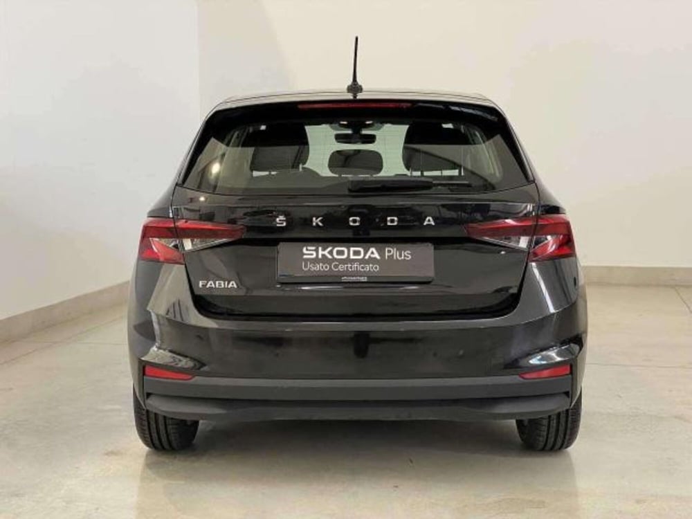 Skoda Fabia usata a Matera (3)