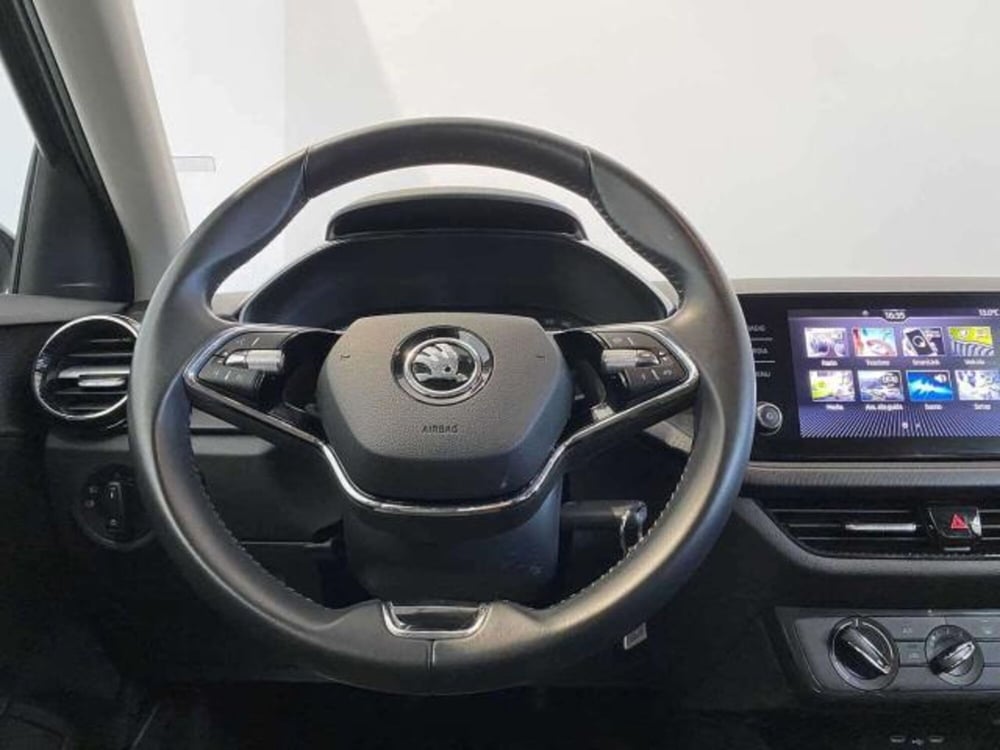 Skoda Fabia usata a Matera (8)