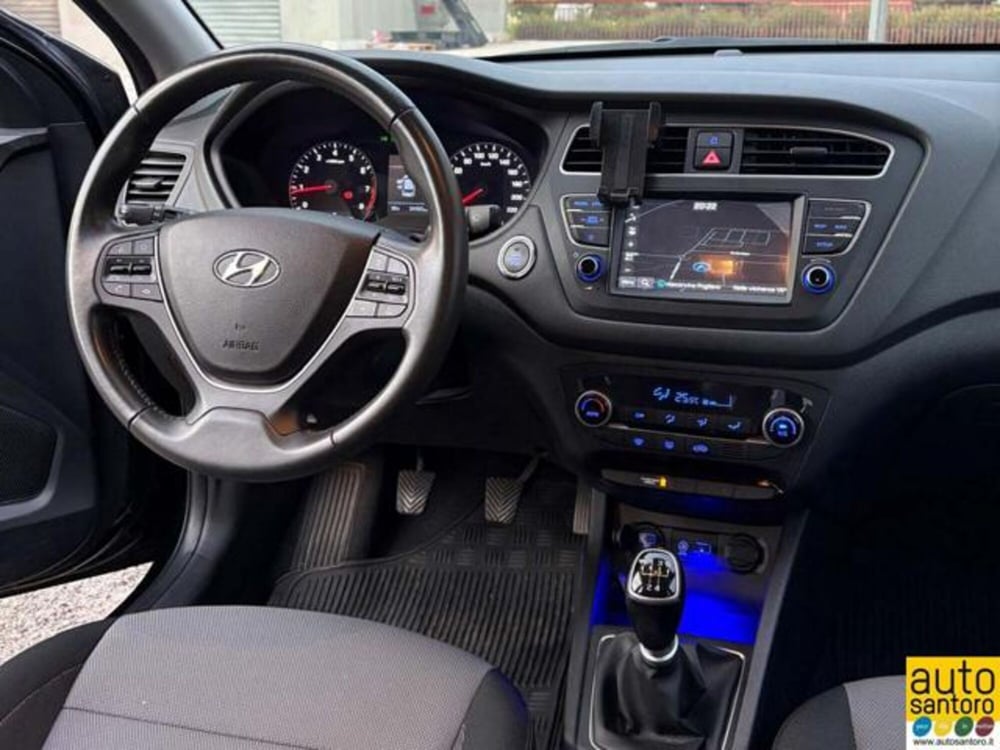Hyundai i20 usata a Salerno (6)