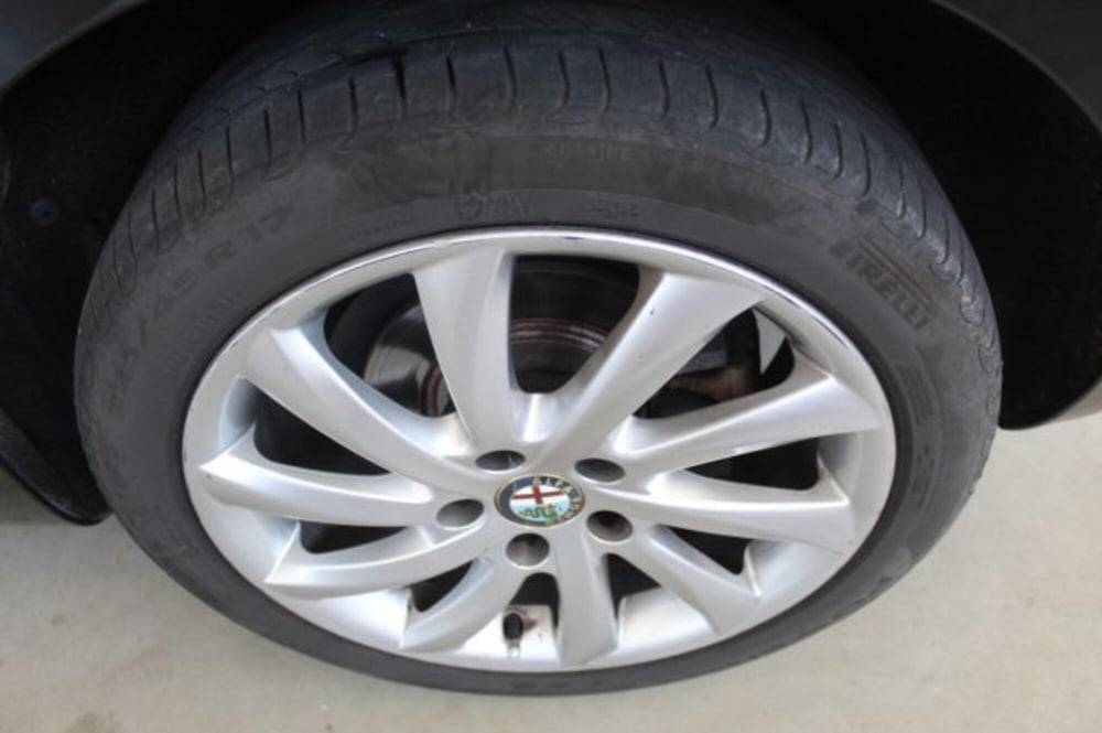 Alfa Romeo Giulietta usata a Terni (15)