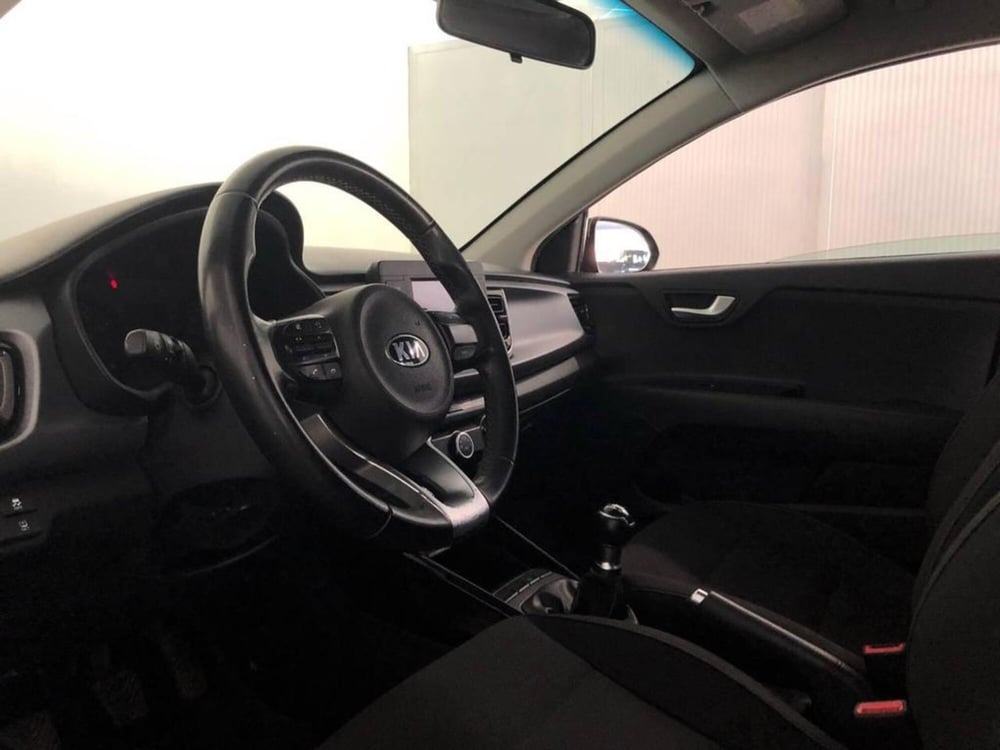 Kia Rio usata a Torino (10)