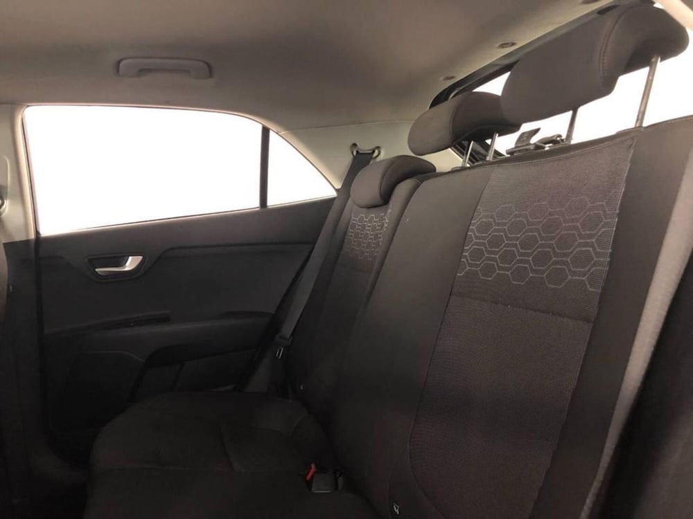 Kia Rio usata a Torino (12)