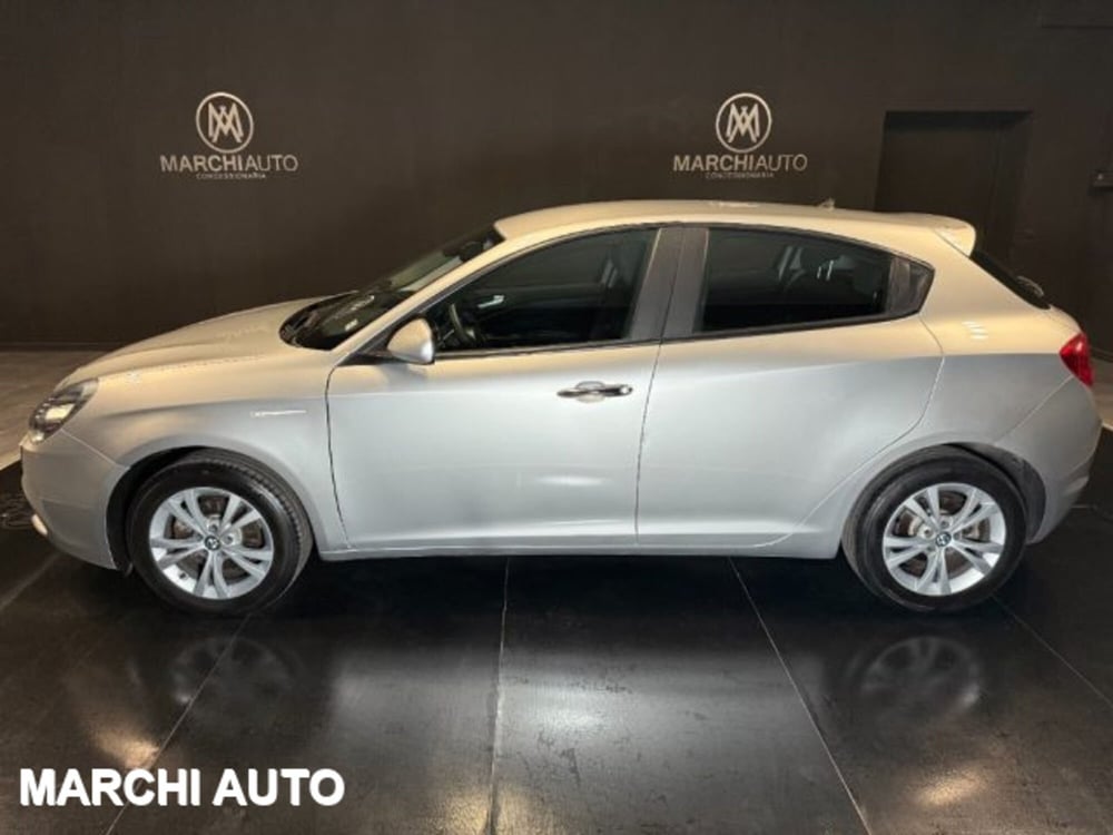 Alfa Romeo Giulietta usata a Perugia (8)