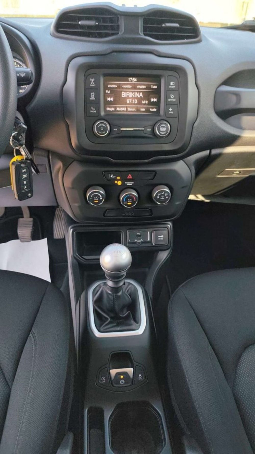 Jeep Renegade usata a Como (13)