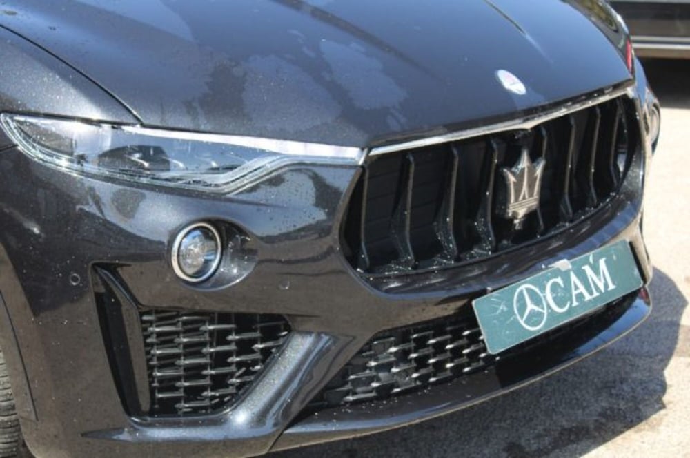 Maserati Levante usata a Lecce (6)