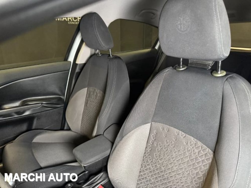 Alfa Romeo Giulietta usata a Perugia (11)