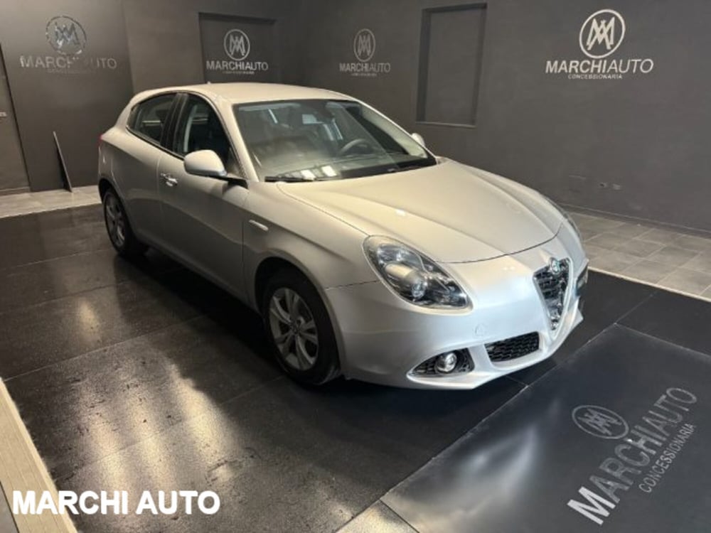 Alfa Romeo Giulietta usata a Perugia (3)