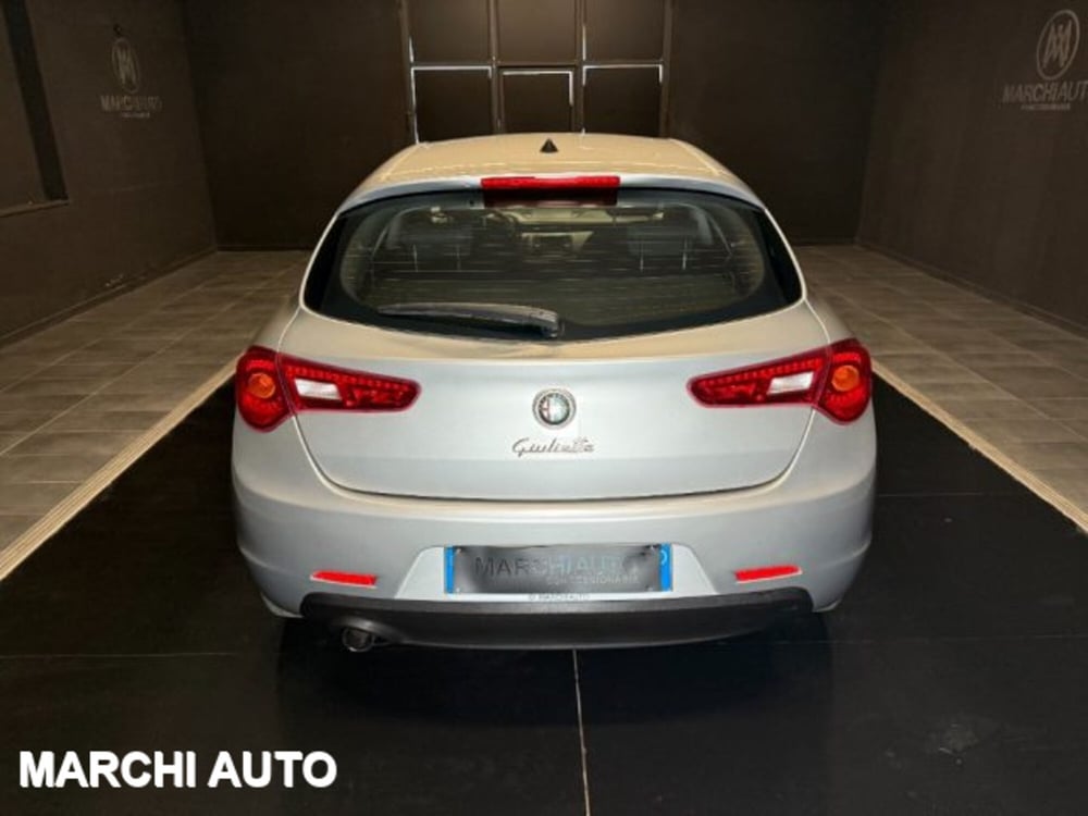 Alfa Romeo Giulietta usata a Perugia (6)