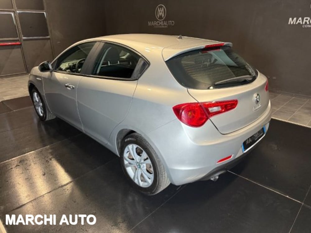 Alfa Romeo Giulietta usata a Perugia (7)