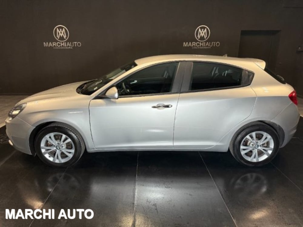 Alfa Romeo Giulietta usata a Perugia (8)