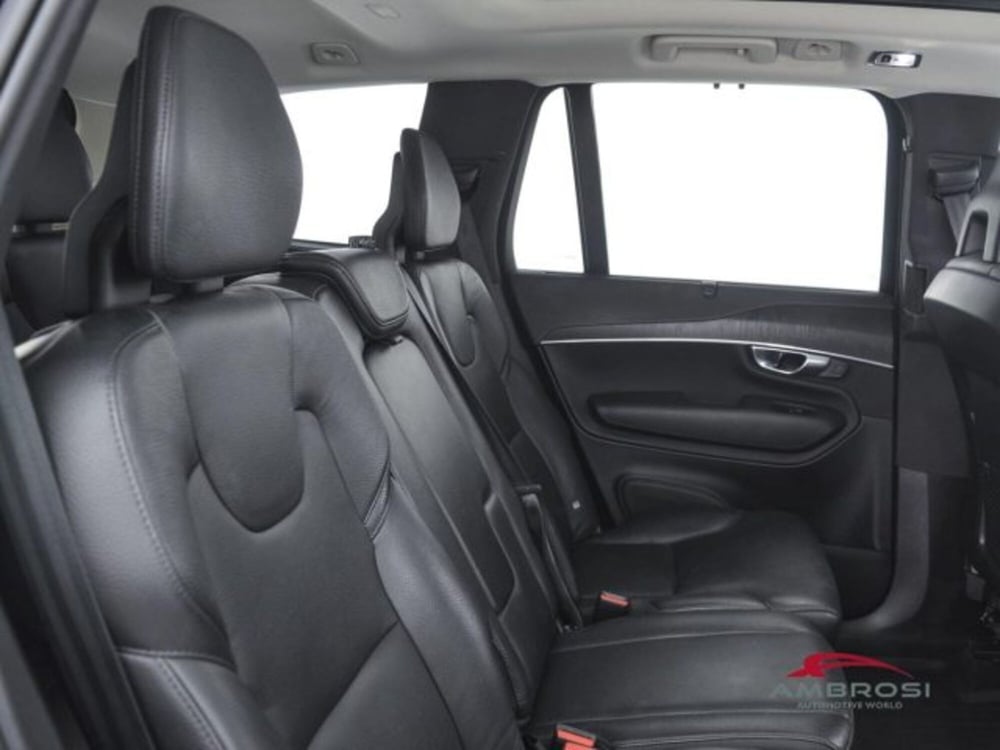 Volvo XC90 usata a Perugia (13)