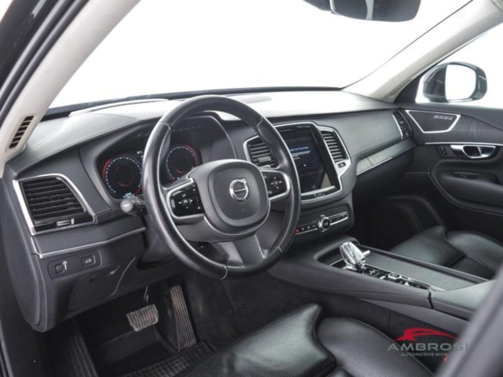 Volvo XC90 usata a Perugia (8)