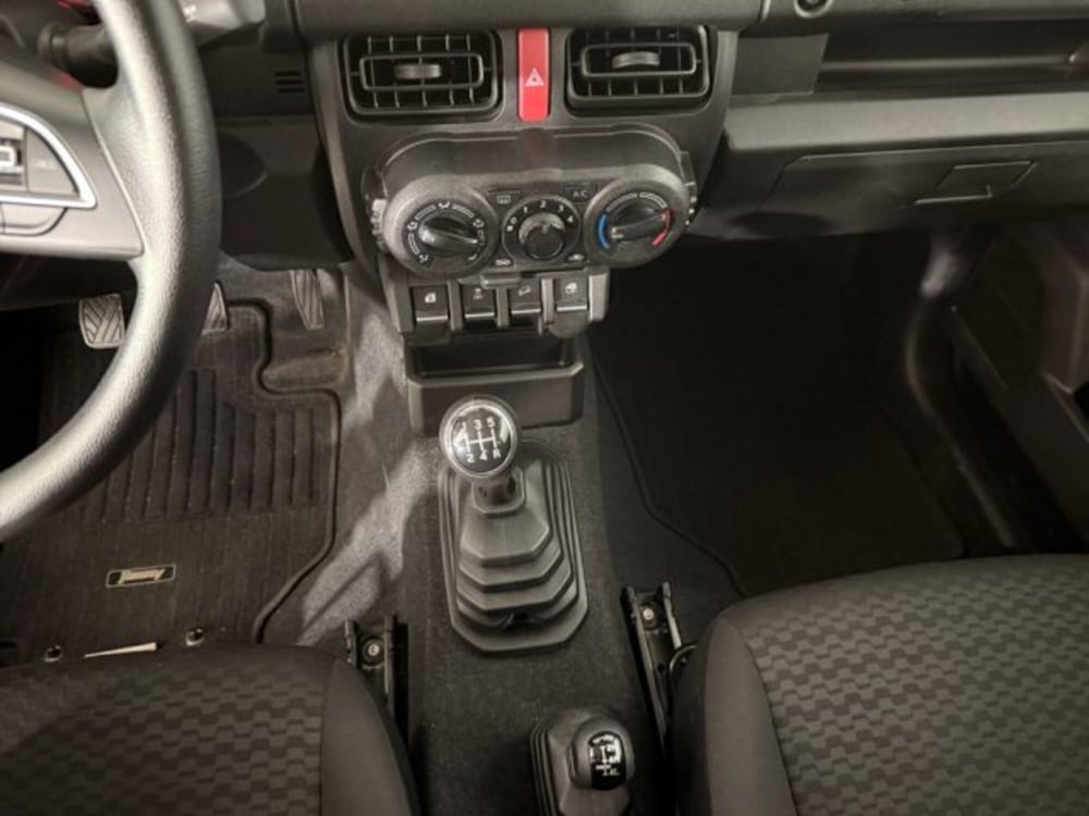 Suzuki Jimny usata a Modena (10)