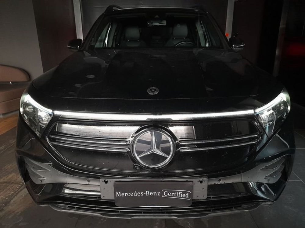 Mercedes-Benz EQB usata a Napoli (2)