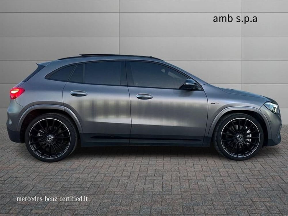 Mercedes-Benz GLA SUV usata a Napoli (5)